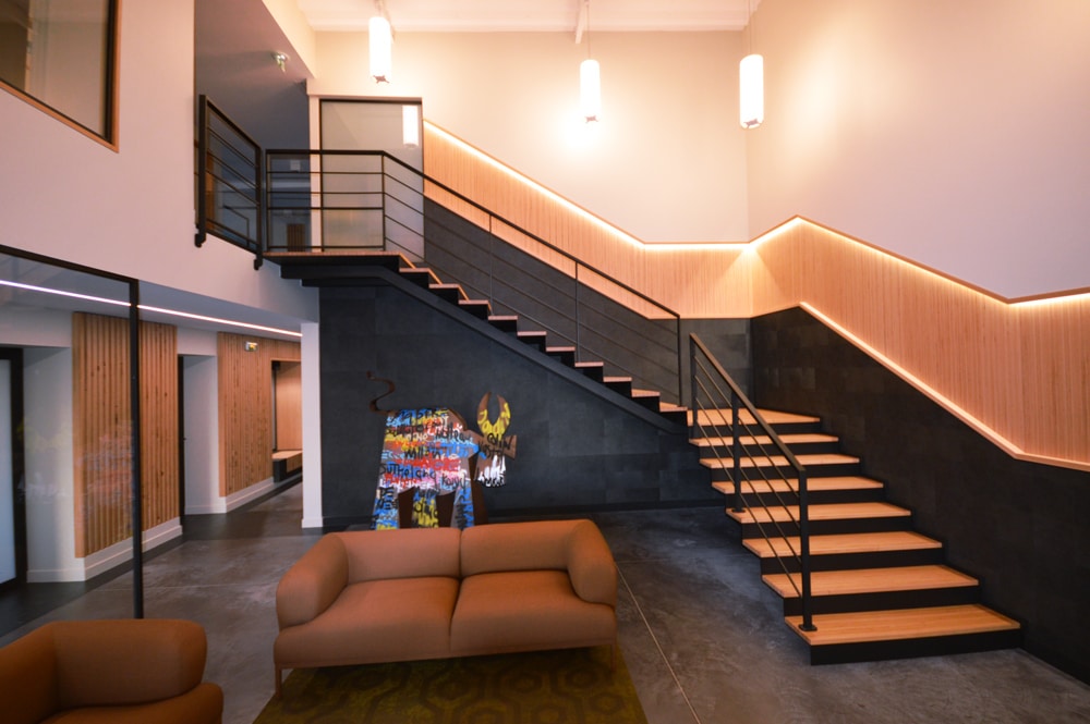 Escaliers en métal et bois une combinaison durable et résistante