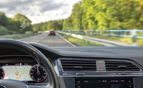 Comprendre votre assurance auto : astuces pour décoder les contrats !