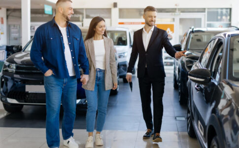 Guide pour choisir une voiture d'occasion chez un concessionnaire