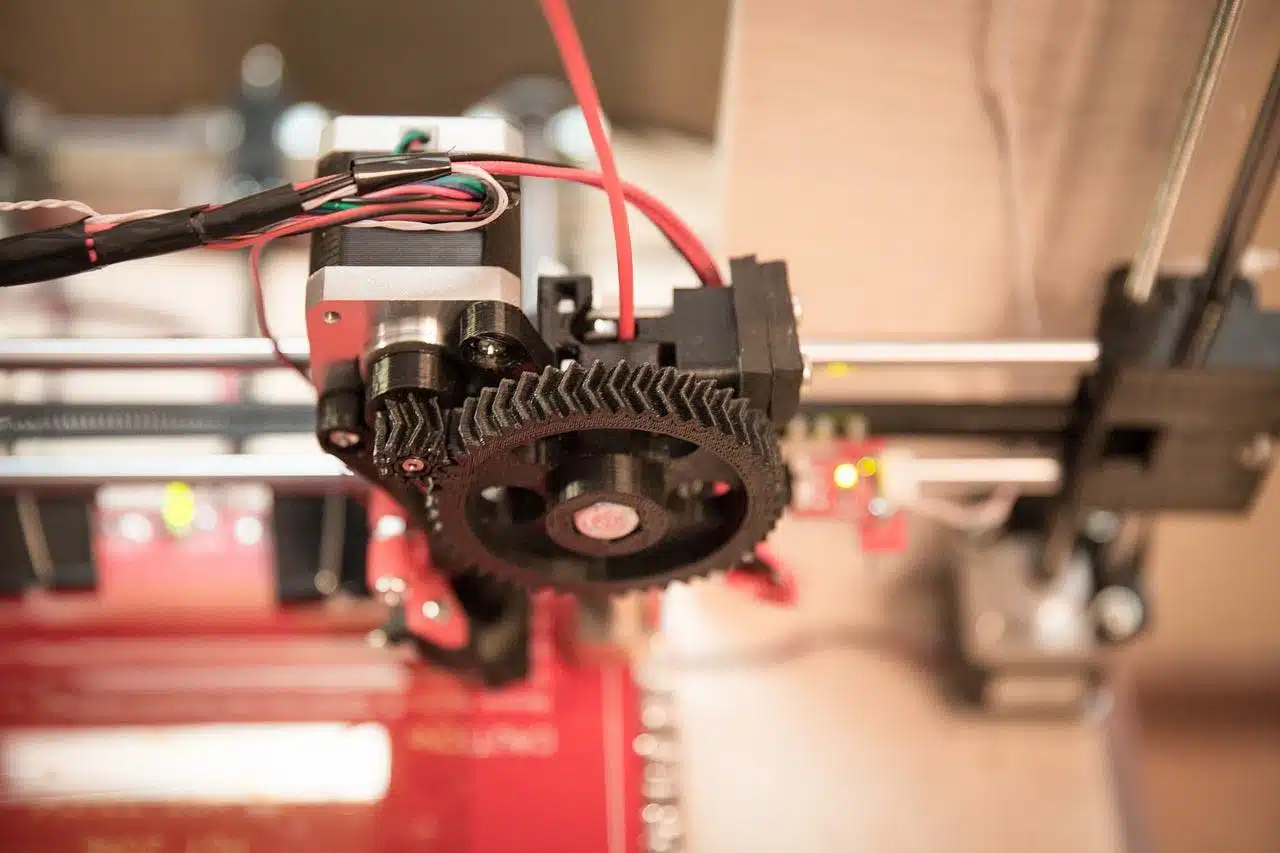 Une imprimante 3D en plein travail